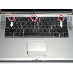 Замена клавиатуры PowerBook G4 Titanium DVI