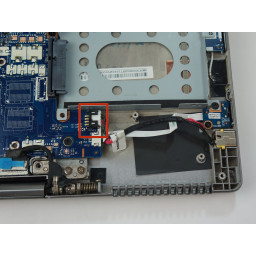 Замена разъема переменного тока Acer Aspire R7